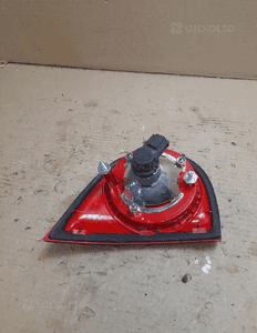 lampa prawa prawy tył w klapę golf 5 3