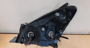 Toyota corolla verso  lampa przód przednia prawa 2