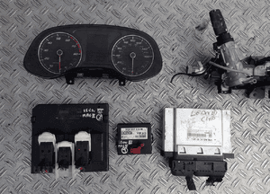 ZESTAW STARTOWY SEAT LEON III 1,4 140KM RADOM 1