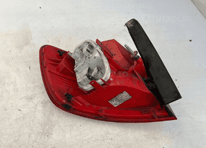 Audi A6 C6 lampa ledowa led prawa w błotnik 4F9945096E 6