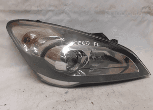 Przod przednia lampa prawa kia ceed 09-12 1