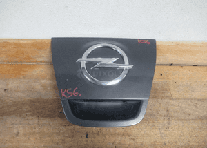 Uchwyt klapy tylnej blenda klamki opel astra j 2009-2015 hb 1