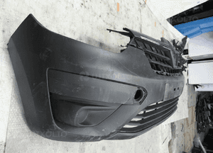 Renault express ii z grilem cały zderzak przedni 2