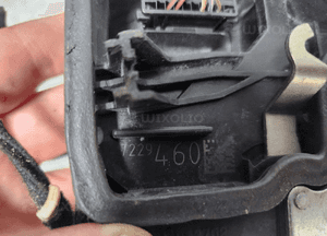 Bmw F20 lift zamek drzwi prawy tył tylni europa 7229460 2