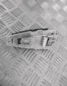 ANTENA DACHOWA GPS BMW X5 F15, X6 F16, X3 G01, X4 G02 7