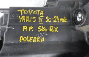 Lampa lewy / prawy przód toyota yaris iv 2020-24 rok do lekkiej polerki 19