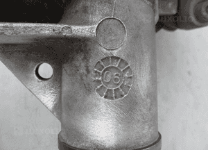 MCPERSON PRAWY PRZÓD ZWROTNICA AIXAM 2006 3