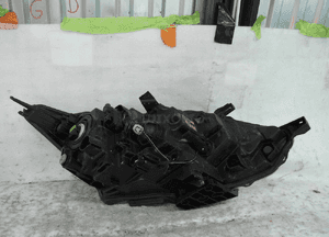 Nissan qashqai ii J11 lampa przednia lewa 7