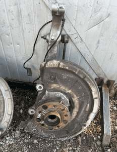 MERCEDES s222 c217 63s AMG zwrotnica przód  lewa prawa 4matic 5