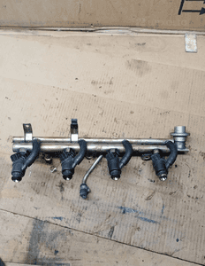 Listwa wtryskowa wtryski BMW E46 1.9i 1743378 2