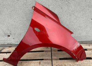 Blotnik przod przedni prawy suzuki swift MK7 2010- bardzo ladny 1