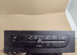 Panel przełaczniki mercedes A2116800552 4