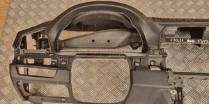 BMW F10 F11 KOKPIT DESKA KONSOLA HEAD UP HUD 7