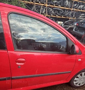 Citroen C1 Peugeot 107 Toyota Aygo drzwi przód przednie  lewe KJH 2