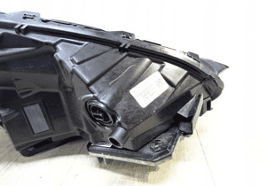 Tesla 3 lampa lewy przód full led 1077375-00-C 7