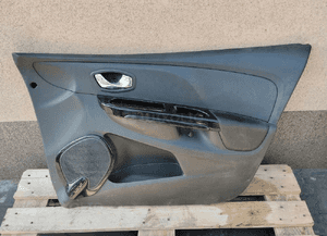 Tapicerka boczek drzwi prawych przód przednich renault clio iv 809004539R 1