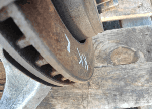 JEEP CHEROKEE LIBERTY KK 2.8CRD 07-12r. TARCZA ZACISK HAMULCE BDB 14