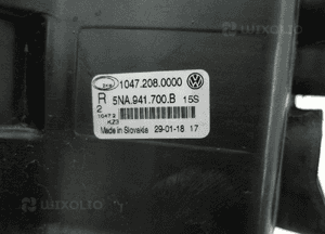 Vw tiguan ii 5NA halogen prawy 4