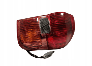 Lampa prawa prawy tył tylna toyota RAV4 ii 2001-2003 europa 1