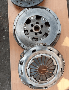sprzęgło koło dwumasowe audi tt leon octavia 1.8t 2