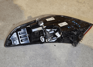 KIA XCEED lift 22R LAMPA LEWA TYLNA 92401-J7350 3