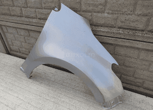 Toyota yaris 4 iv 19-22 błotnik prawy przedni 2