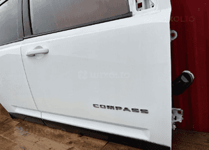 Jeep compass i lift 11-16 drzwi lewe igły w kolor 13