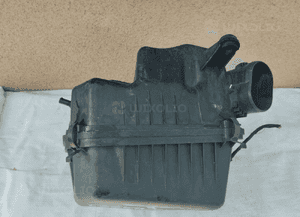 Obudowa filtra powietrza kia carens 2.0 crdi 3