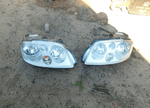 touran I  lampa prawa WYSYŁKA 2