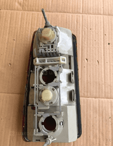 Lampa tylna prawa górna LAND ROVER DISCOVERY 1 I 200TDI 1989-1994 2