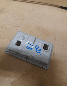 Citroen peugeot przetwornica 4 pin 89035114 1