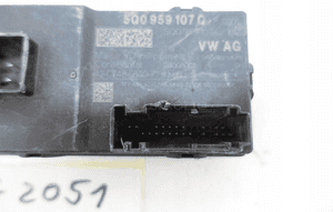 VW PASSAT B8 2014- MODUŁ STERWONIK KLAPY ELEKTRYCZNEJ 5Q0959107Q 3