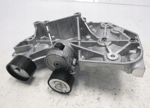 Mitsubishi canter fuso łapa alternatora wspornik 2