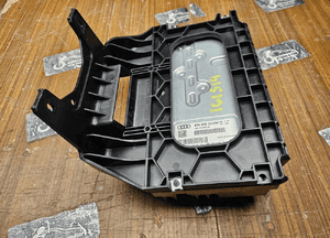 Wzmacniacz 8T0035223AK Bang & Olufsen Głosników Subwoofer Radio Ampli tuner AUDI A4 B8 A5 Q5 15