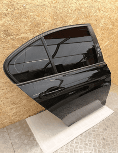 Bmw F30 sedan drzwi tylne prawe prawy tył 475 black sapphire 4