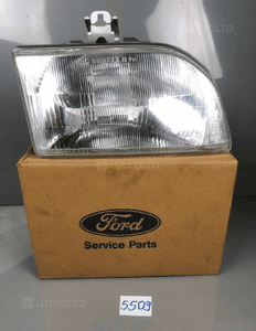 Lampa prawa przód przednia ford fiesta iii 1