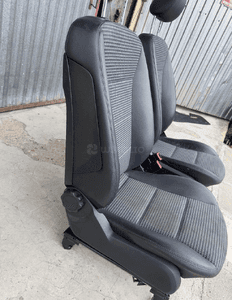 MERCEDES B 245 A169 fotel fotele przedni prawy lewy 13