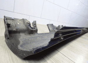Listwa progowa mercedes c-klasa W205 prawa 2056900240 5