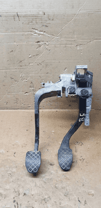 Pedały pedał sprzęgła hamulca VW Passat B5 8D1721117N 8D1721316G 1
