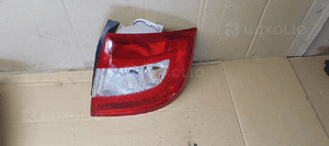 Lampa prawy tył tylna prawa Skoda Rapid 5JH945112 5JH945096 2