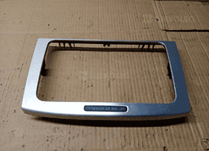 Ramka radia konsoli dekor VW Passat B6 3C0858069P 2