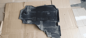 Osłona płyta pod silnik BMW 3 E46 8218120 1