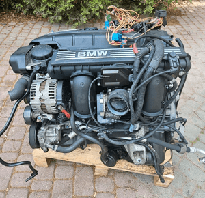 Bmw E90 E91 E92 E60 E81 325 525 N52B25A silnik kompletny 1