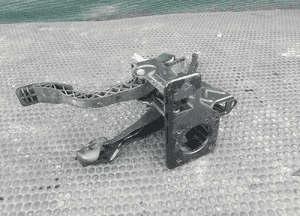 Pedał 1J1721111C Pedały Hamulca Gazu Stelaż Mocowanie Europa VW Golf IV 4 Seat Leon I 1 Audi A3 8L Skoda 13