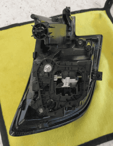 Opel corsa mokka b lampa tył tylna prawa oryginał 7
