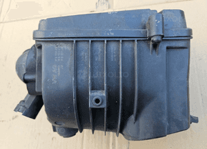 VW Golf Seat Altea Audi A3 1.4 1.6 MPI FSI obudowa filtra powietrza 1k0129615 1