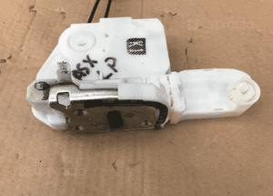 Zamek lewy przód Mitsubishi Asx 2