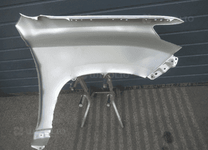 Błotnik przedni przód lewy toyota land cruiser J150 2009- 26