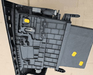 Renault Megane III 3 półka schowek pasażera 2