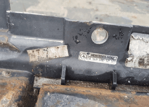 Mercedes ml W164 stelaż listwa mocująca stopień prawy A1646901210 3